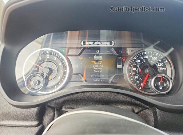 1C6SRFFT7KN510894 2019 RAM 1500 Silver Instrument cluster view