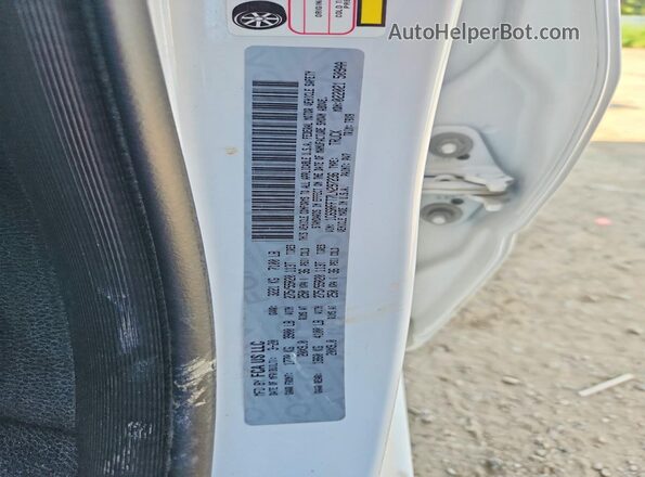1C6SRFFT7LN297236 2020 RAM 1500 Белый Вид подкапотного пространства
