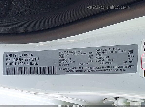 1C6SRFFT7MN702111 2021 RAM 1500 White Widok komory silnika