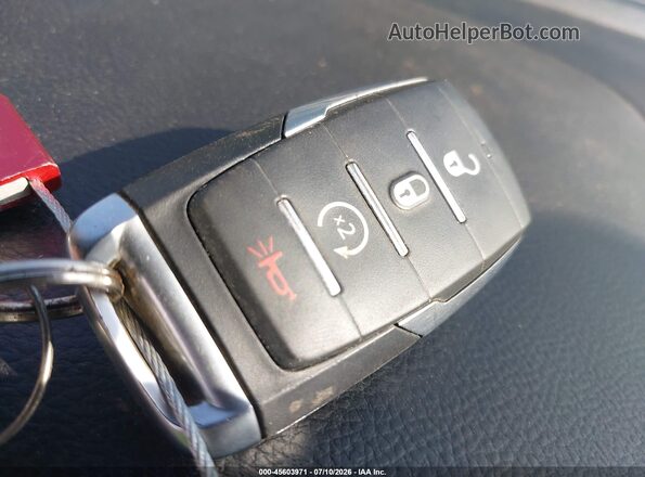 1C6SRFFT7PN604751 2023 RAM 1500 Белый Вид панели приборов