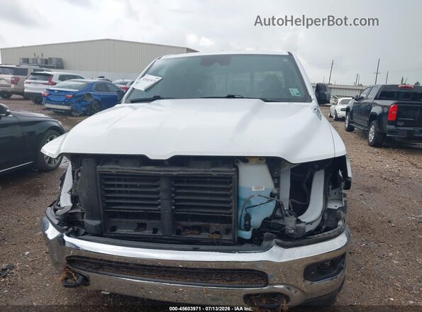 1C6SRFFT7PN604751 2023 RAM 1500 Белый Вид задней части салона
