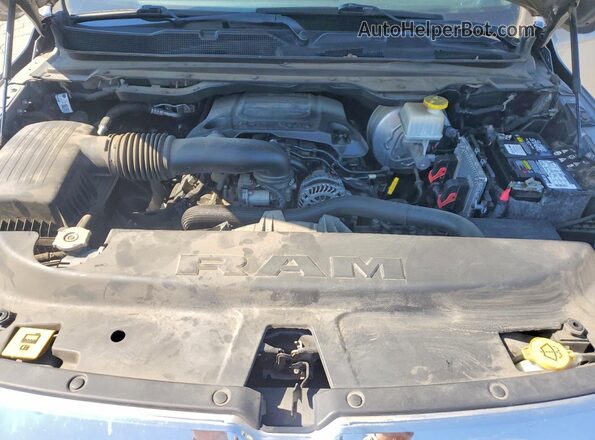 1C6SRFFT8KN511018 2019 RAM 1500 Silver Vista interior trasera