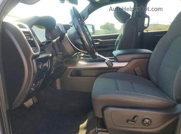 1C6SRFFT8KN511018 2019 RAM 1500 Silver Vista interior delantera
