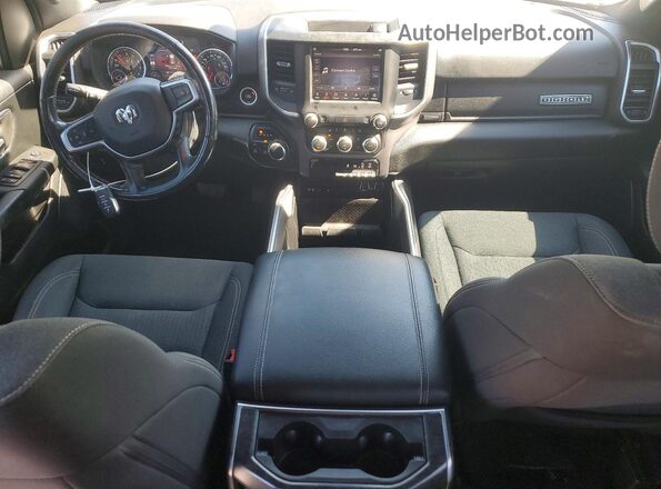 1C6SRFFT8KN511018 2019 RAM 1500 Silver Vista del salpicadero