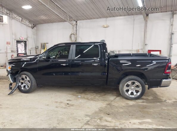 1C6SRFFT8KN698972 2019 RAM 1500 Черный Панорамный вид салона 360°