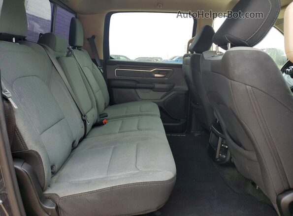 1C6SRFFT8LN382957 2020 RAM 1500 Серый Вид задних сидений