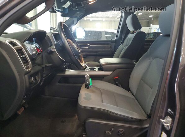 1C6SRFFT8MN772586 2021 RAM 1500 Gray Вид салону спереду