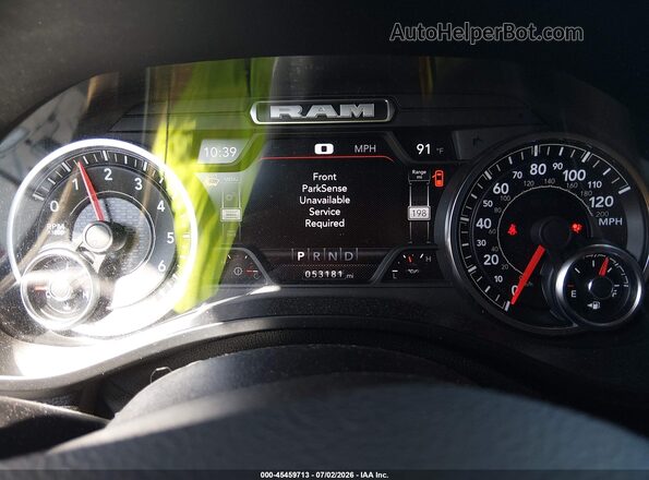 1C6SRFFT8NN223472 2022 RAM 1500 Красный Вид задних сидений