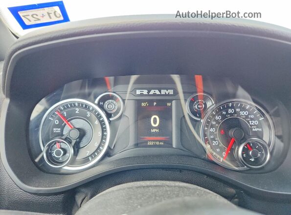 1C6SRFFT8NN256262 2022 RAM 1500 Gray ხელსაწყოთა პანელის ხედი