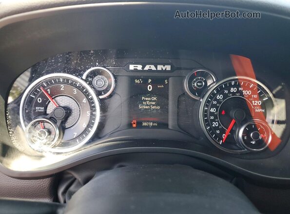 1C6SRFFT8PN687879 2023 RAM 1500 Черный Вид щитка приборов