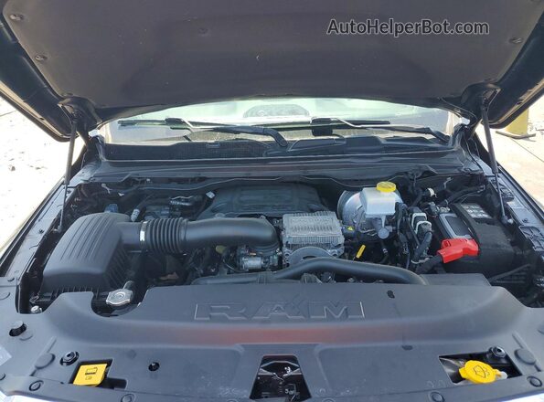 1C6SRFFT8PN687879 2023 RAM 1500 Черный Вид задней части салона