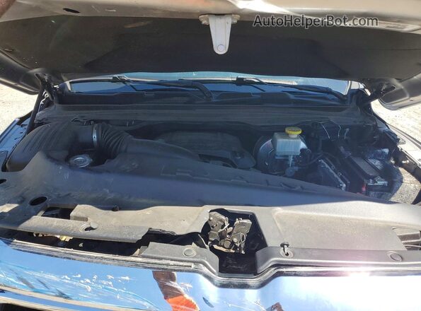 1C6SRFFTXKN668243 2019 RAM 1500 Silver უკანა სალონის ხედი