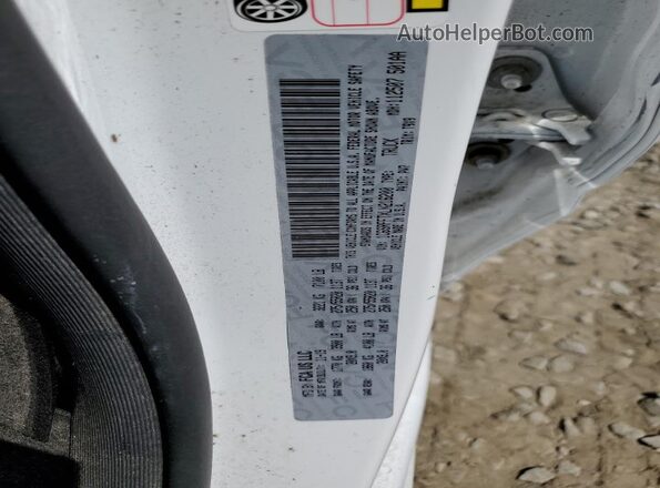 1C6SRFFTXLN216200 2020 RAM 1500 White Widok komory silnika