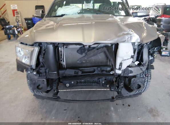 1C6SRFFTXMN525652 2021 RAM 1500 Серебряный Вид спереди