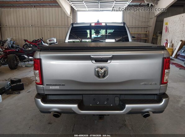 1C6SRFFTXMN525652 2021 RAM 1500 Серебряный 