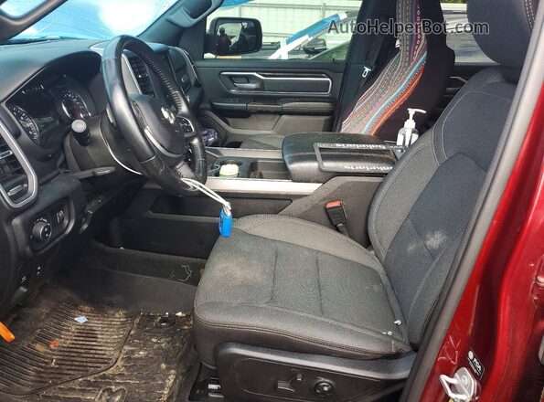 1C6SRFFTXMN695588 2021 RAM 1500 Burgundy Vista interior delantera