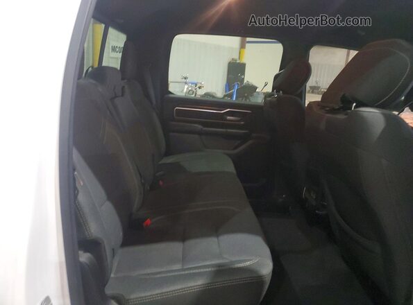 1C6SRFFTXNN158902 2022 RAM 1500 White Rear seats view