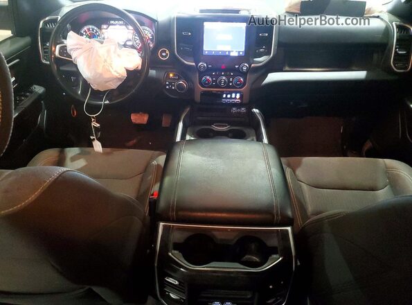 1C6SRFFTXNN158902 2022 RAM 1500 White Dashboard view