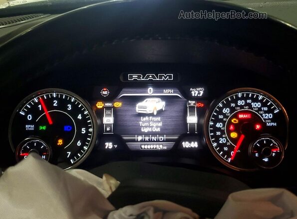 1C6SRFFTXNN158902 2022 RAM 1500 White Instrument cluster view