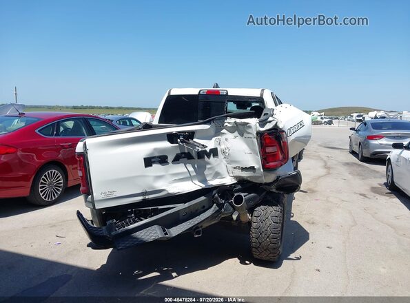1C6SRFGP0SN609803 2025 RAM 1500 White Widok z przodu