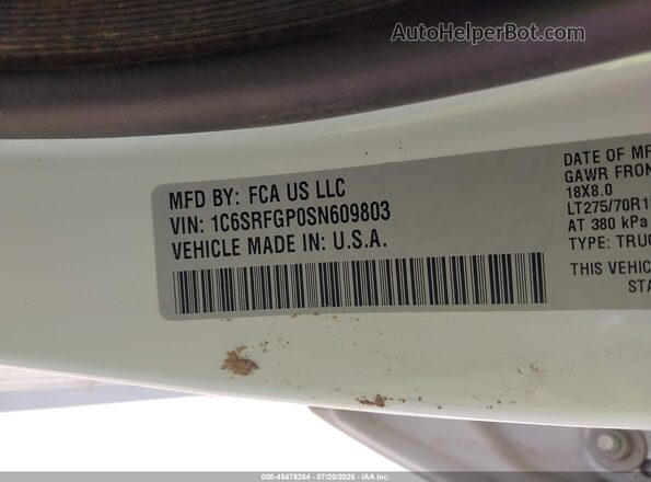 1C6SRFGP0SN609803 2025 RAM 1500 White Widok komory silnika
