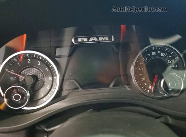1C6SRFGP4SN653738 2025 RAM 1500 Blue Instrument cluster view