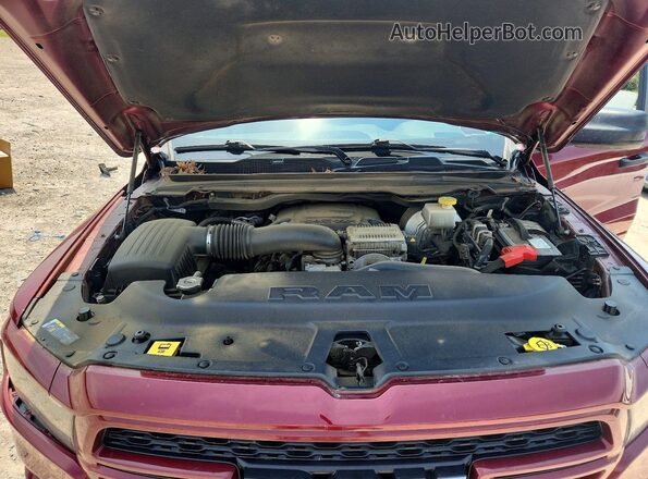 1C6SRFGT9RN165845 2024 RAM 1500 Красный Вид задней части салона