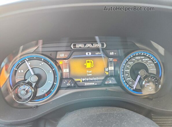 1C6SRFHM9MN683339 2021 RAM 1500 Blue Вид щитка приладів