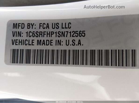 1C6SRFHP1SN712565 2025 RAM 1500 White Vista del compartimento del motor
