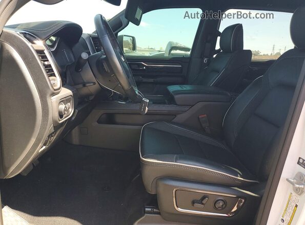 1C6SRFHP2SN582702 2025 RAM 1500 White Front interior view