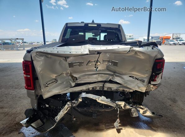 1C6SRFHP9TN396012 2026 RAM 1500 Silver Սալոնի 360 աստիճան տեսք
