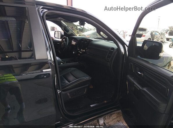 1C6SRFHT1NN319523 2022 RAM 1500 Black Вид салону спереду