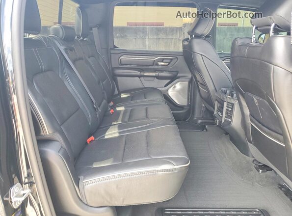1C6SRFHT2LN414525 2020 RAM 1500 Черный Вид задних сидений