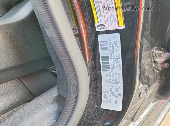 1C6SRFHT3KN549625 2019 RAM 1500 Black Vista del compartimento del motor