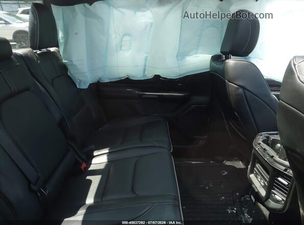 1C6SRFHT4NN366982 2022 RAM 1500 Black Widok naklejki z numerem VIN
