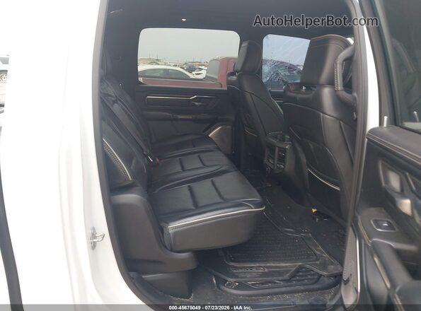 1C6SRFHT5KN783054 2019 RAM 1500 White VIN կոդի պիտակի տեսք