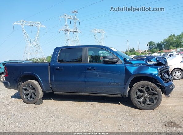 1C6SRFHT5NN360897 2022 RAM 1500 Black 360 interior view