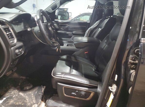 1C6SRFHT7KN613357 2019 RAM 1500 Black Widok wnętrza z przodu