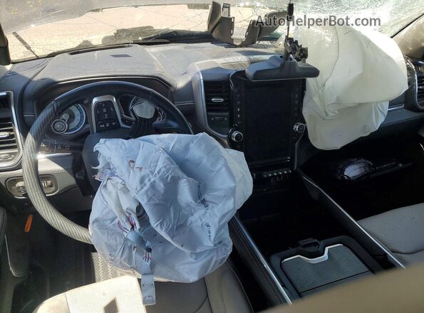 1C6SRFHT9NN117349 2022 RAM 1500 Charcoal Dashboard view