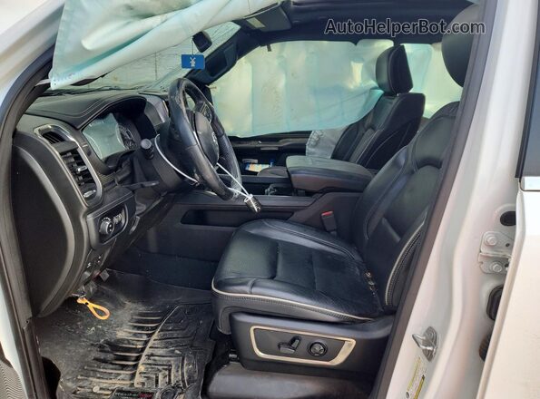 1C6SRFHTXKN673729 2019 RAM 1500 White Front interior view