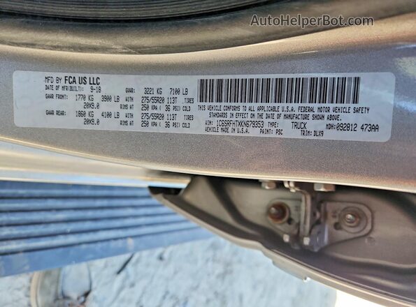 1C6SRFHTXKN679353 2019 RAM 1500 Silver Շարժիչի բաժամունքի տեսք