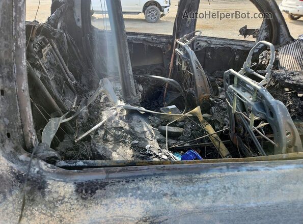 1C6SRFJM7MN836228 2021 RAM 1500 Burn Vista de los asientos traseros