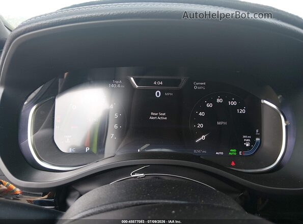 1C6SRFJP1SN753501 2025 RAM 1500 Gray Vista de los asientos traseros