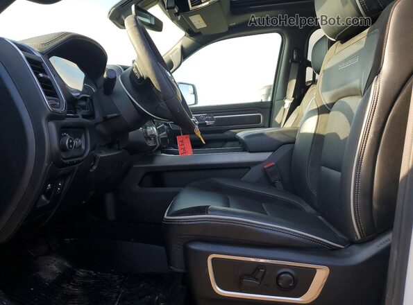 1C6SRFJP5SN726835 2025 RAM 1500 White Front interior view