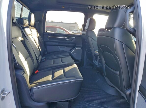 1C6SRFJP5SN755154 2025 RAM 1500 White Вид задніх сидінь
