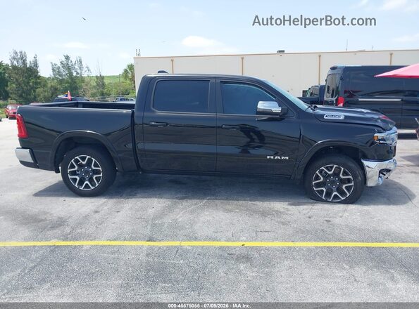 1C6SRFJP9TN309364 2026 RAM 1500 Black Widok wnętrza z tyłu