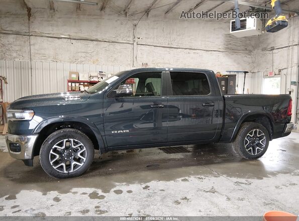 1C6SRFJP9TN369368 2026 RAM 1500 Blue 360 interior view