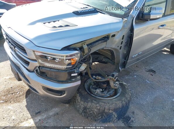 1C6SRFJT1LN376909 2020 RAM 1500 Silver Vista frontal
