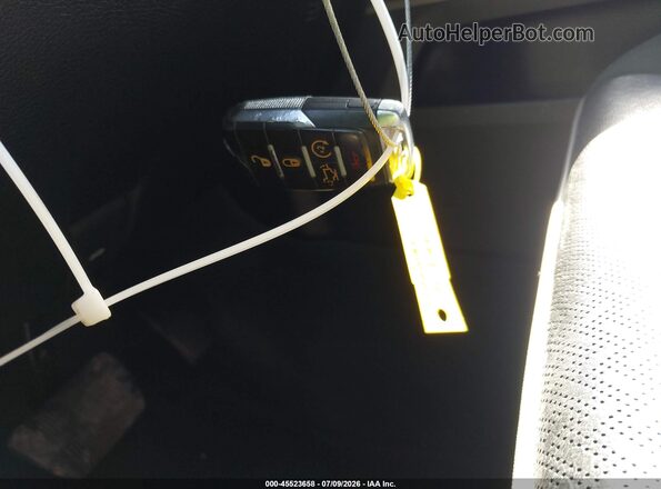 1C6SRFJT1LN376909 2020 RAM 1500 Silver Vista del salpicadero