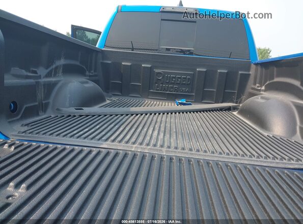 1C6SRFJT1NN456679 2022 RAM 1500 Синий Вид щитка приборов